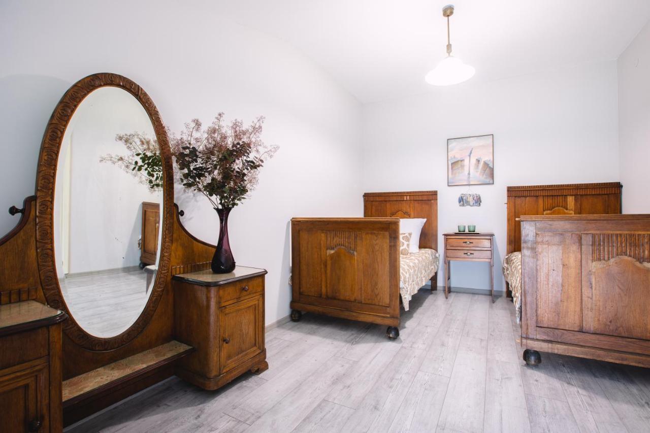 Vila Dwór Podstolice Exteriér fotografie
