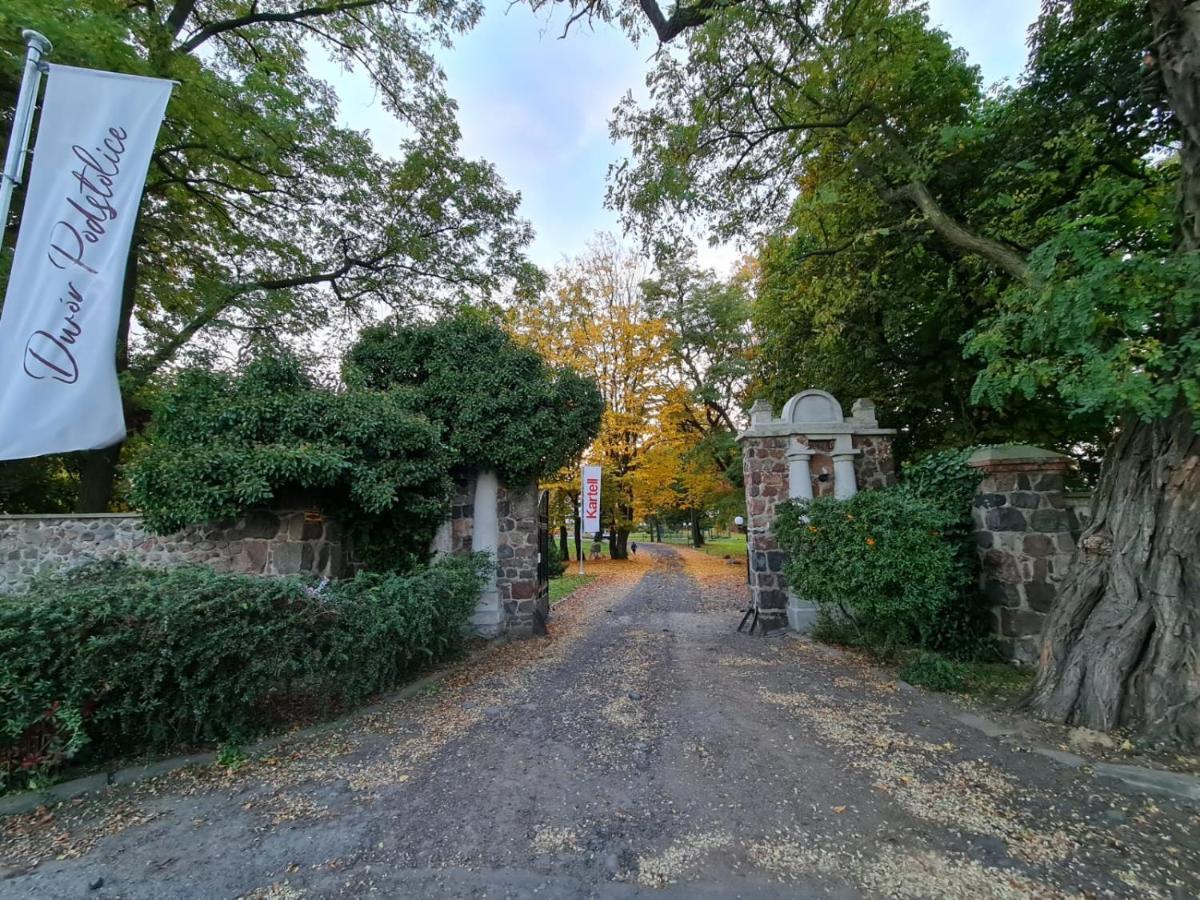 Vila Dwór Podstolice Exteriér fotografie